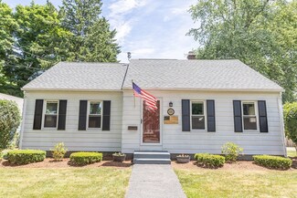 9 Winthrop St, Palmer, MA 01069