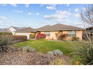 56 Rio Senda St, Umatilla, OR 97882