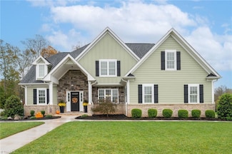 108 Arrendal Ct, Mocksville, NC 27028