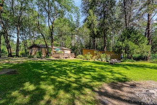 749 Plumtree Ln, Grants Pass, OR 97526