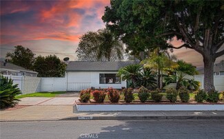 999 Oak St, Costa Mesa, CA 92627
