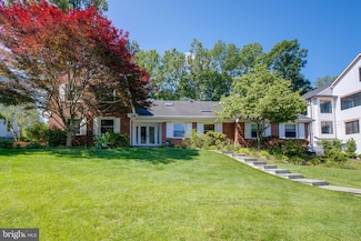 1440 Highwood Dr, McLean, VA 22101