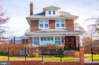 3229 Vista St NE, Washington, DC 20018