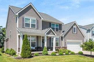 8493 Parkridge Dr, Dexter, MI 48130