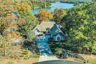 154 Depew Dr, Loudon, TN 37774
