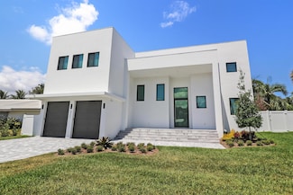 2751 NE 22nd Ct, Pompano Beach, FL 33062