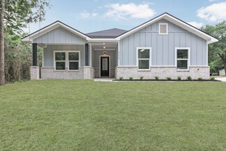 24664 Kerry St, Hempstead, TX 77445