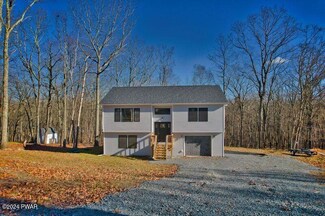136 Ash Ln, Dingman Township, PA 18337