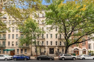 451 W 44th St Unit 63, New York, NY 10036