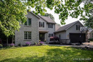 2567 Golfbury Dr SW, Wyoming, MI 49519
