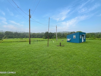 3272 Pelton Hill Rd, New Albany, PA 18833