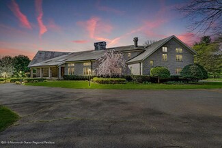 2 Pacer Ct, Colts Neck, NJ 07722