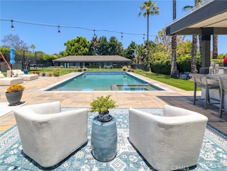 37 Hidden Valley Rd, Rolling Hills Estates, CA 90274