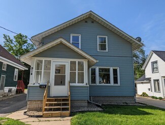914 E Center St, Rochester, MN 55904