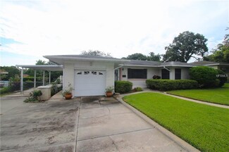 2804 Derbyshire Ave, Lakeland, FL 33803