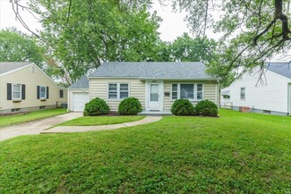 8891 Sharidge Dr, Saint Louis, MO 63136