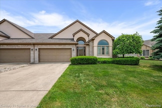 52179 Sawmill Creek Dr, Macomb, MI 48042