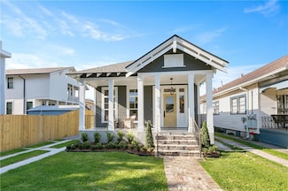 4919 S Saratoga St, New Orleans, LA 70115