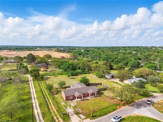 601 County Road 702 Unit B, Cleburne, TX 76031