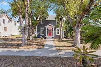 821 E Lemon Ave, Eustis, FL 32726