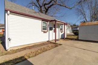 1101 N State St, Bloomington, IL 61701