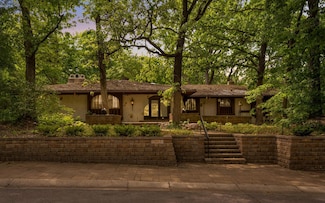 7012 Tupa Dr, Edina, MN 55439