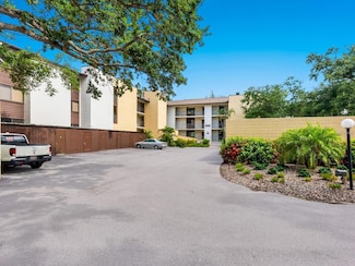 2748 Orchid Oaks Dr Unit 202, Sarasota, FL 34239