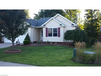 15142 Woodsong Dr, Middlefield, OH 44062