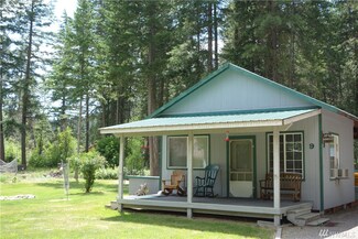 9 Cottonwood Dr, Winthrop, WA 98862