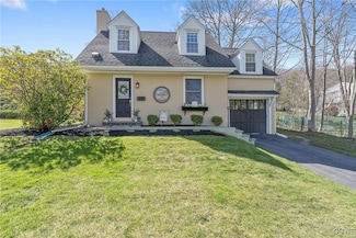 2 2nd St, Marcellus, NY 13108