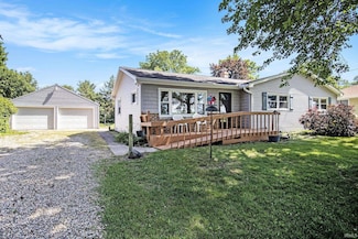 25595 Kern Rd, South Bend, IN 46614