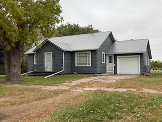 350 NE Broadway, Conde, SD 57434