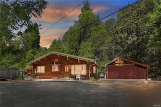 29548 N Hook Creek Rd, Cedar Glen, CA 92321