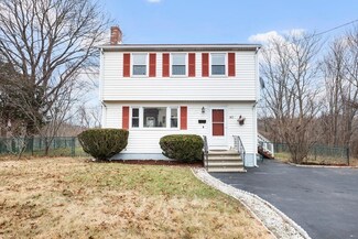 40 Charles St, East Weymouth, MA 02189