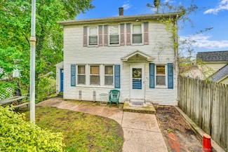 95 Lexington Ave, Waterbury, CT 06710