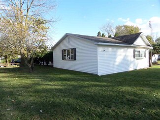 1124 N Wabash Ave, Hartford City, IN 47348