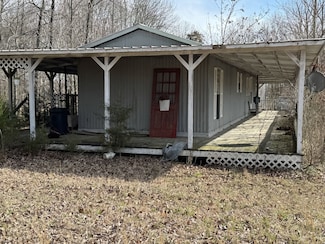 1475 Holland Rd, Lafayette, TN 37083