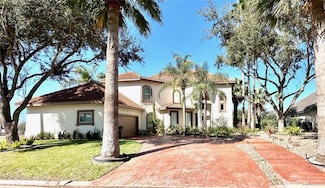 914 Rio Grande Dr, Mission, TX 78572