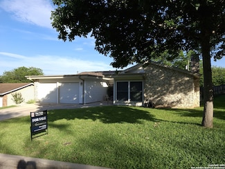 7722 Village Oak Dr, Live Oak, TX 78233