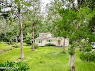 233 Knight Boxx Rd, Middleburg, FL 32068