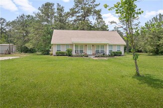 73121 Pruden Rd, Covington, LA 70435