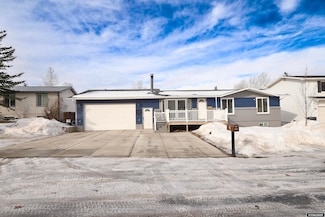 105 Zuni Ct, Evanston, WY 82930