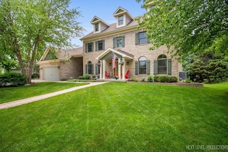39W683 Carl Sandburg Rd Unit 2, Saint Charles, IL 60175