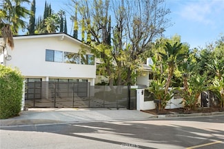 5265 Del Moreno Dr, Woodland Hills, CA 91364