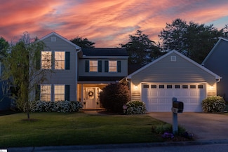 201 Summitbluff Dr, Greenville, SC 29617