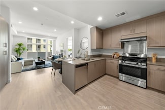 168 S Monterey St Unit 502, Alhambra, CA 91801