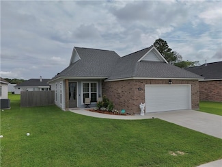 202 Earls Ct, Maurice, LA 70555