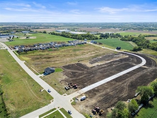 110 Walnut Dr, Norwalk, IA 50211