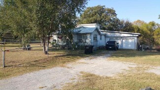 8145 S 13th St, Comanche, OK 73529