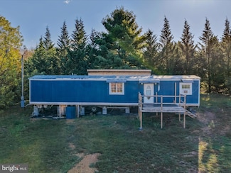 49 Maggie's Ln, Berkeley Springs, WV 25411